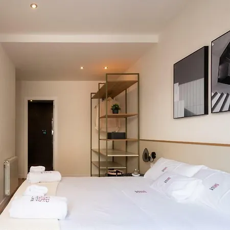 Petit Luxe Tobella Baixos * Terrassa