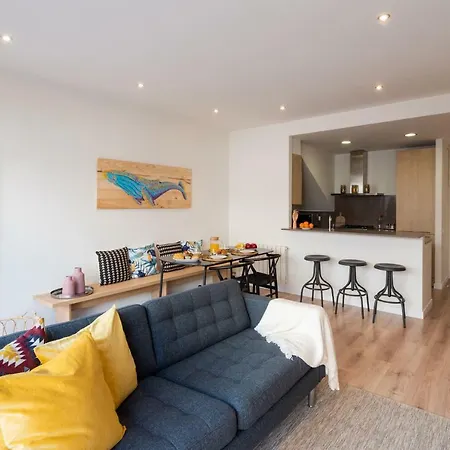 Petit Luxe Tobella Baixos Apartment